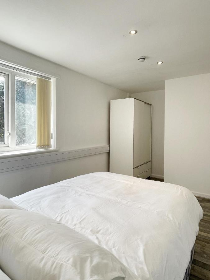 Bright, Warm & Cozy House In Harpurhey Apartment Manchester Exterior photo