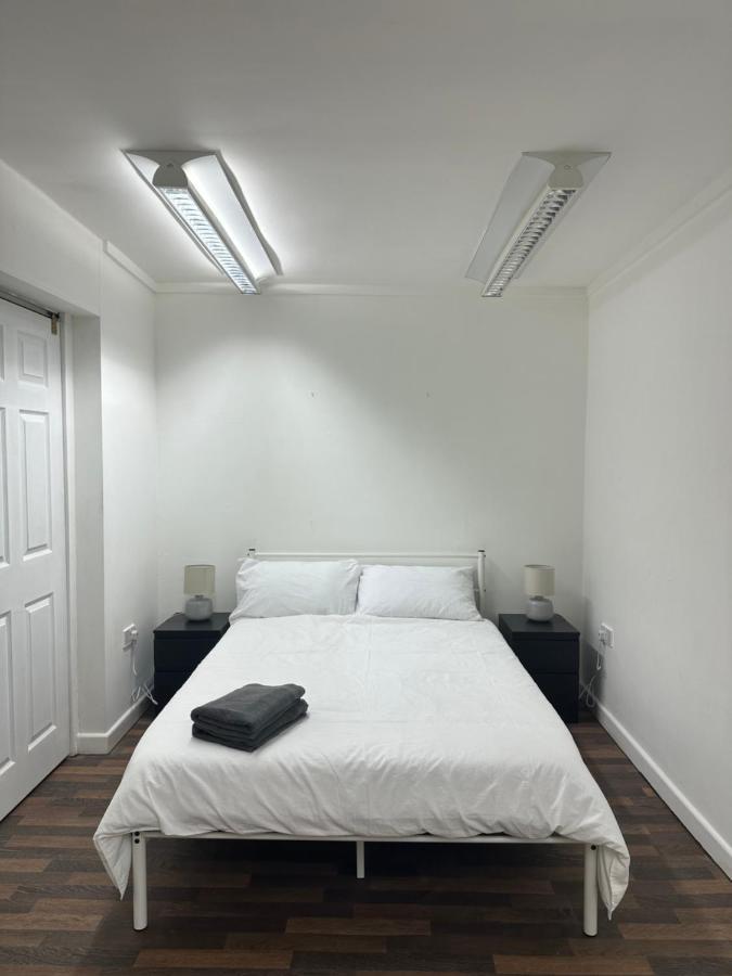 Bright, Warm & Cozy House In Harpurhey Apartment Manchester Exterior photo